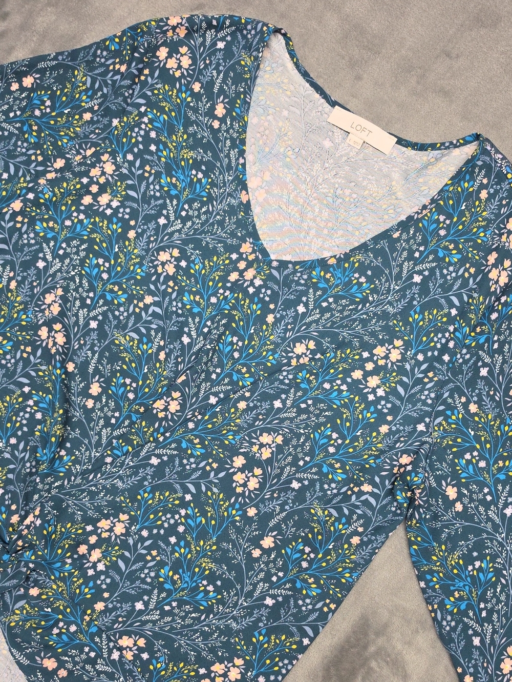 LOFT Teal L Floral V-Neck Long Sleeve Top